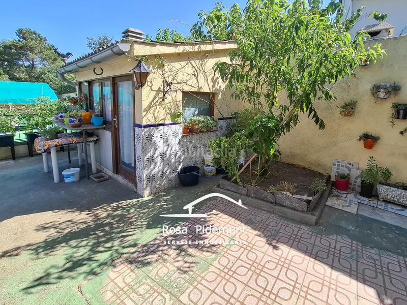 Foto 6f1b2c7b-3e03-4ce9-adec-df9aec412eea. Casa con camino parcheggio piscina in Aiguaviva Parc Vidreres