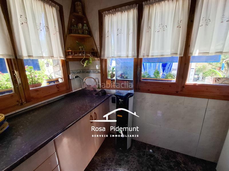 Foto b167f62c-a915-40d0-98b9-3d7a1b305a85. Casa con camino parcheggio piscina in Aiguaviva Parc Vidreres