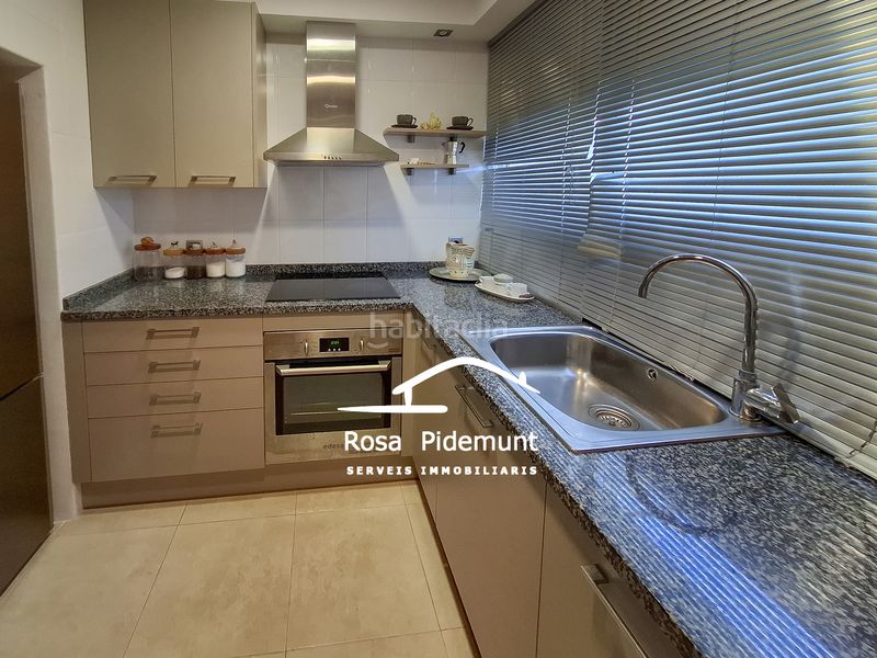 Foto 5cd95629-5247-4123-a0fd-b7e275798947. Flat with heating pool in Fenals Lloret de Mar