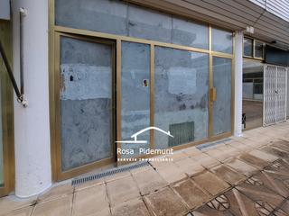 Local Comercial en Carrer dels Pins