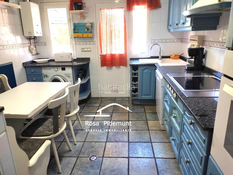 Foto 174413bf-926f-43cf-b671-1e0ad2209963. Chalet with fireplace heating parking pool in Roca Grossa Lloret de Mar