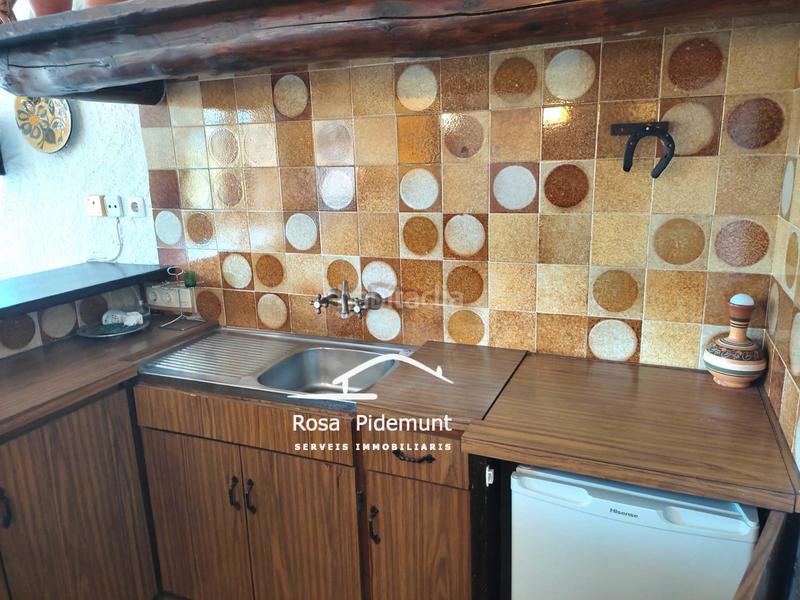 Foto 35923170-adf6-4aa2-9f58-8c8310db53cc. Chalet with fireplace heating parking pool in Roca Grossa Lloret de Mar