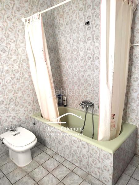 Foto 3e258934-9f9b-4274-9d80-5095efec225d. Chalet with fireplace heating parking pool in Roca Grossa Lloret de Mar