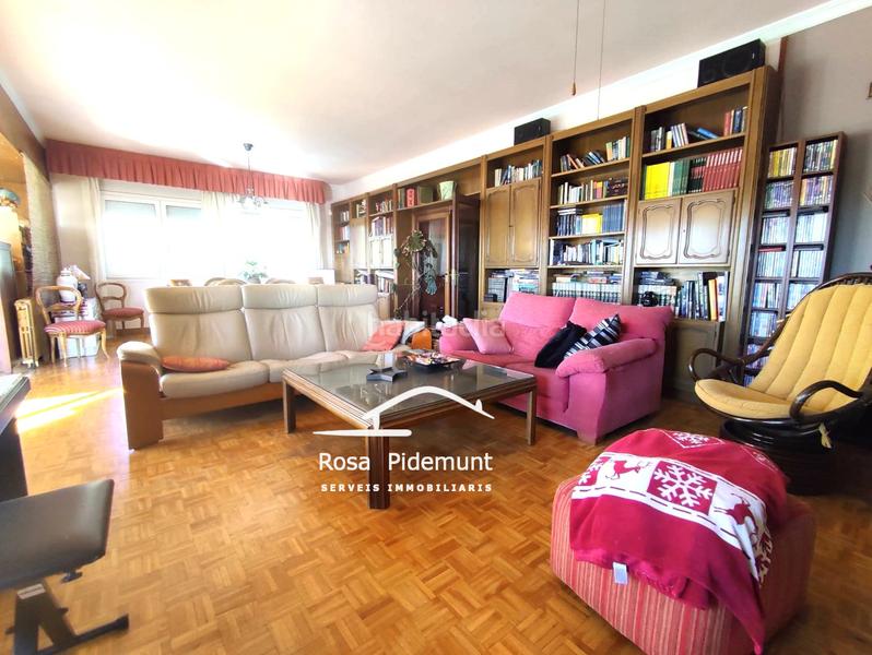 Foto 7a0ab8ee-c2d6-47dc-a812-1e0f46e25ac5. Chalet with fireplace heating parking pool in Roca Grossa Lloret de Mar