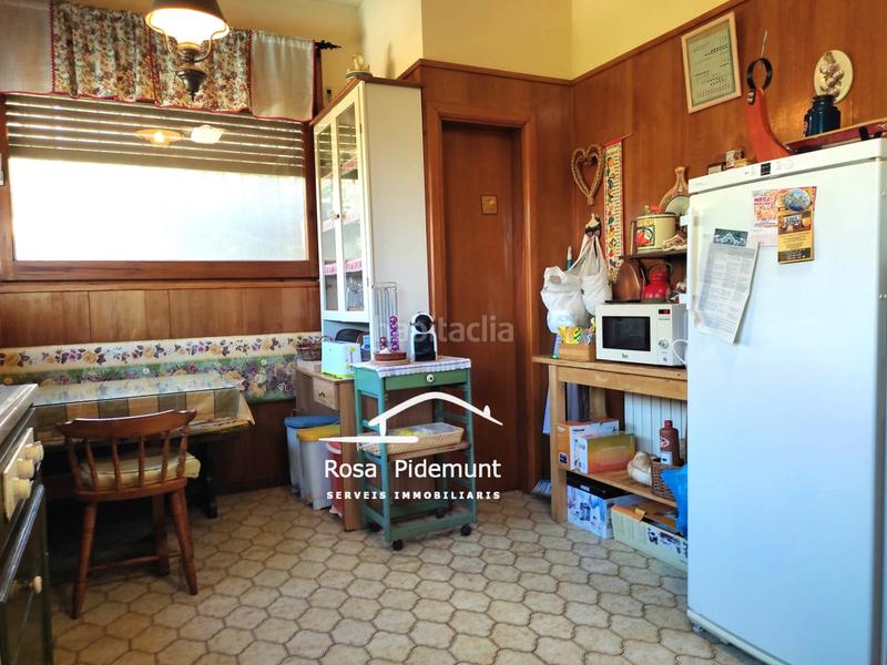 Foto 8d610968-c692-41ea-9cb8-f94a8d2a7b3f. Chalet with fireplace heating parking pool in Roca Grossa Lloret de Mar