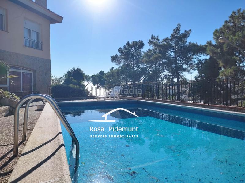 Foto 968c81b2-049a-437b-be40-754a20eefa79. Chalet with fireplace heating parking pool in Roca Grossa Lloret de Mar