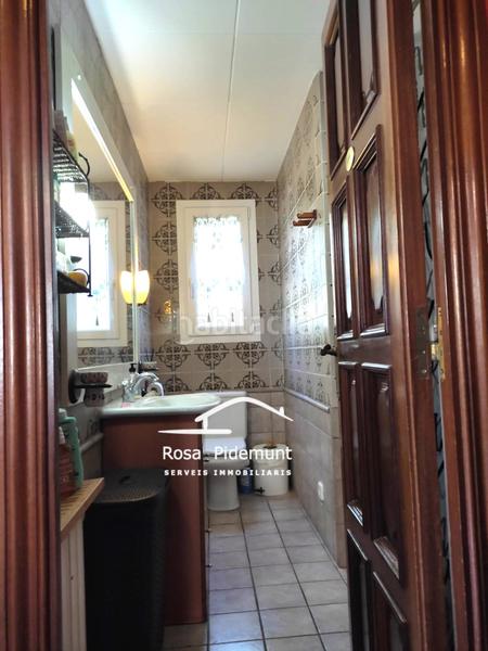 Foto aee07fd7-0624-42df-a7d2-d8bb7fa9207c. Chalet with fireplace heating parking pool in Roca Grossa Lloret de Mar