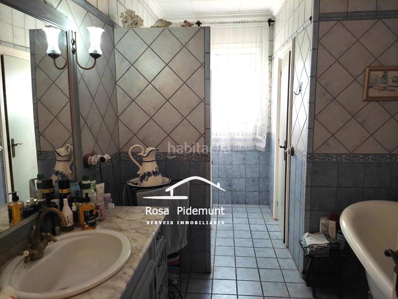 Foto ed9c6391-d5cf-44e2-8071-d0518e68d2bc. Chalet with fireplace heating parking pool in Roca Grossa Lloret de Mar