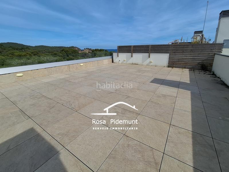 Foto 1d36b6a4-eae6-493d-a2a9-c02993f79fc5. Àtic amb calefacció aparcament piscina a La Fosca - Cala Margarida Palamós