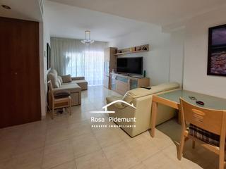 Pis  Carrer de montevideo. Bonito piso o apartamento en fenals!!!