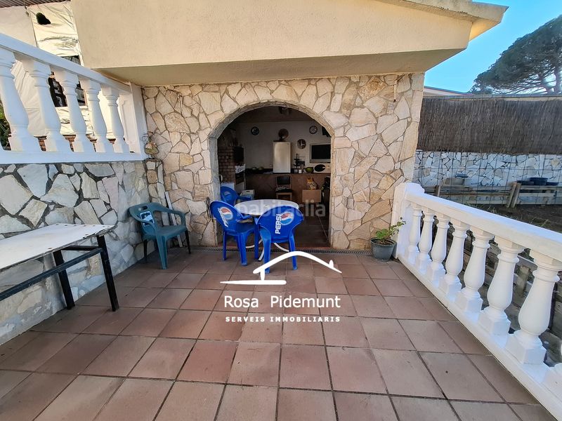 Foto b6451b51-46c9-4b31-a8f8-b412c0fcc3a8. Casa amb xemeneia calefacció aparcament piscina a Vidreres