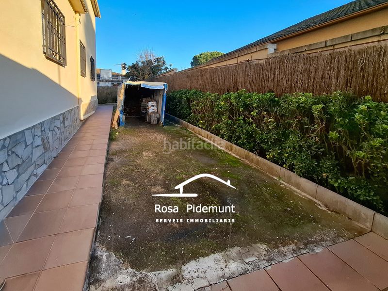 Foto ced3751f-8f30-4a92-950c-f79ca0fa9eb0. Casa amb xemeneia calefacció aparcament piscina a Vidreres