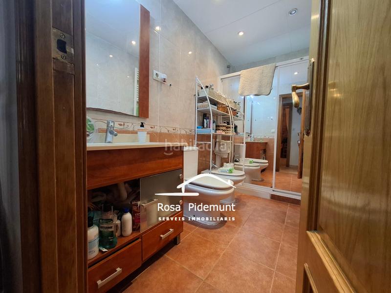 Foto c736f674-39a3-4a9d-b28b-bc929b777a51. Maison avec cheminée chauffage parking dans Residencial Park Maçanet de la Selva