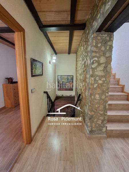 Foto 0aee1afe-2e05-4779-9706-ab6e000e8839. Casa adossada amb xemeneia calefacció aparcament a Palafolls