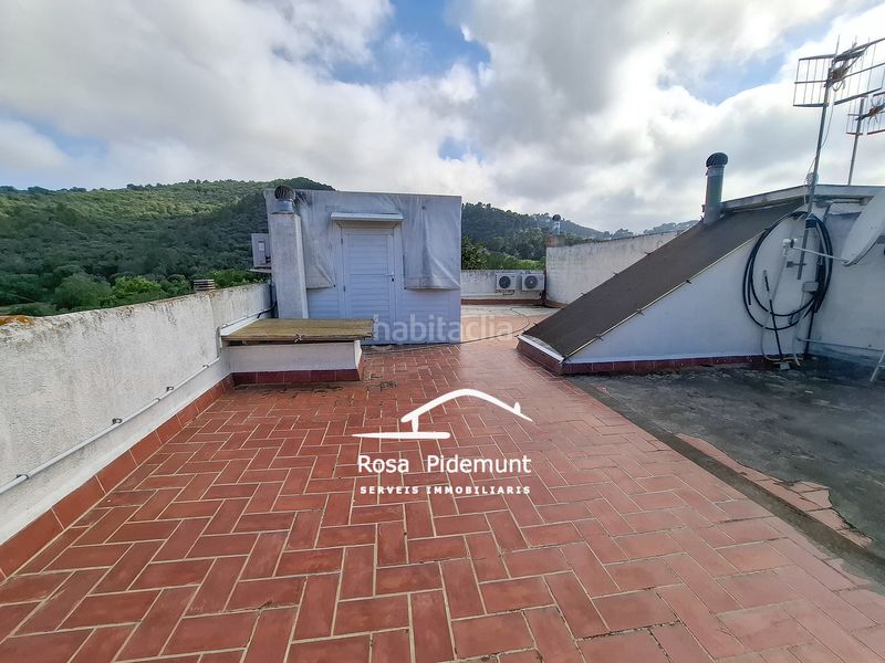 Foto 7b265745-d668-49b3-9f95-f83aa05e12db. Casa adossada amb xemeneia calefacció aparcament a Palafolls