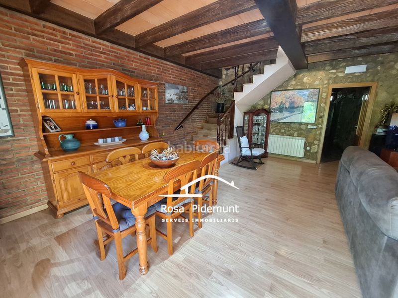 Foto f0c2ddb5-4b71-4bce-9924-7879be8415a8. Casa adossada amb xemeneia calefacció aparcament a Palafolls