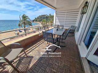 Pis  Passeig d'agustí font. Piso en venta con vistas frontales al mar!!!