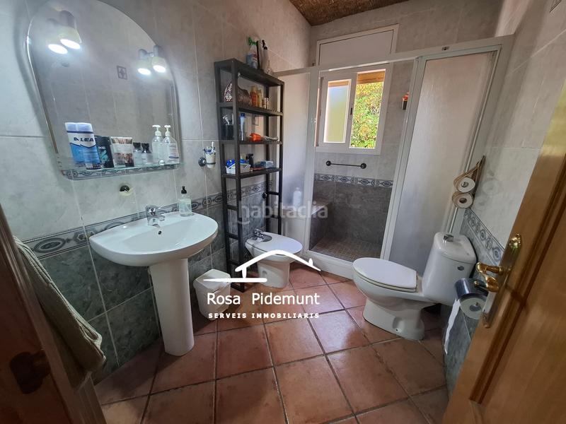 Foto 7c2f860f-899d-4b34-af21-5f7e341a806e. Chalet con camino riscaldamento parcheggio piscina in Maçanet de la Selva