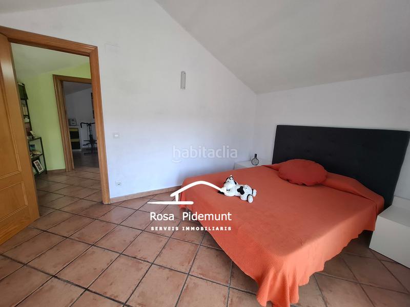 Foto 8b09aa10-c07f-45b1-a76d-e4aa88d6e719. Chalet con camino riscaldamento parcheggio piscina in Maçanet de la Selva