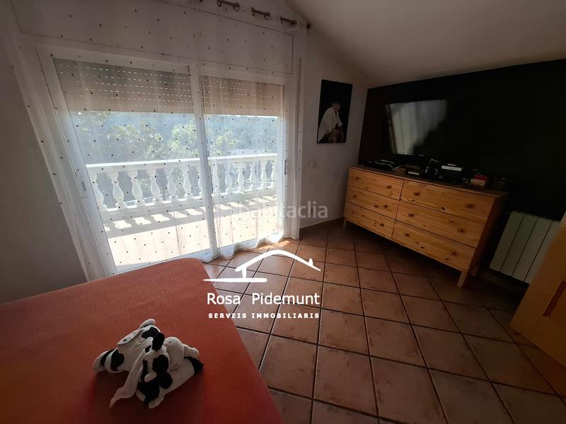 Foto a0de30e1-0f81-4605-b934-cdc377ea91fc. Chalet con camino riscaldamento parcheggio piscina in Maçanet de la Selva