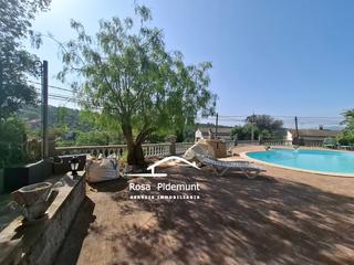 Xalet  Carrer sant hilari sacalm. Gran casa en mas altaba - maçanet