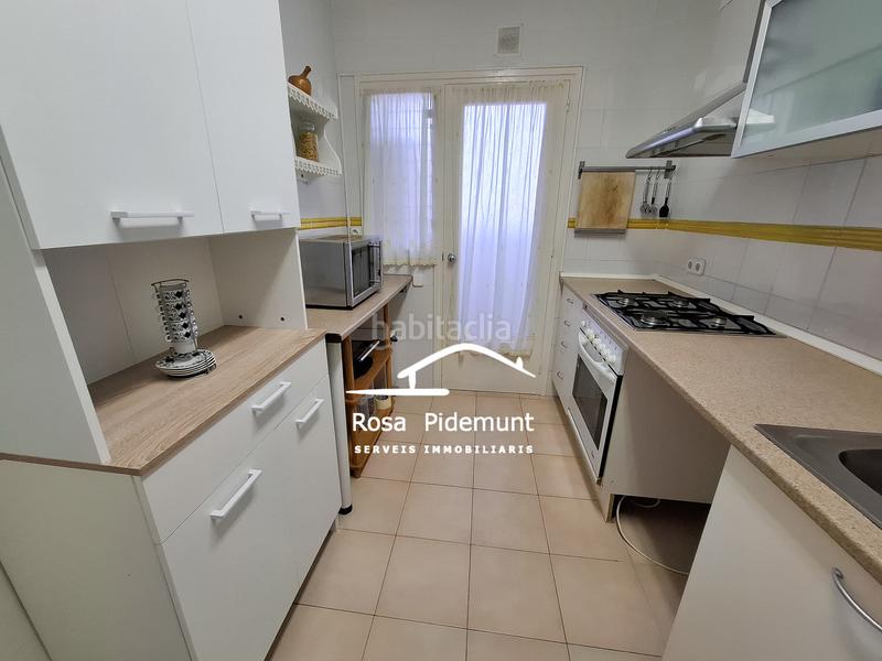 Foto 52d52f8a-8a80-489d-9eda-877143256c70. Casa amb xemeneia calefacció piscina a Aiguaviva Parc Vidreres