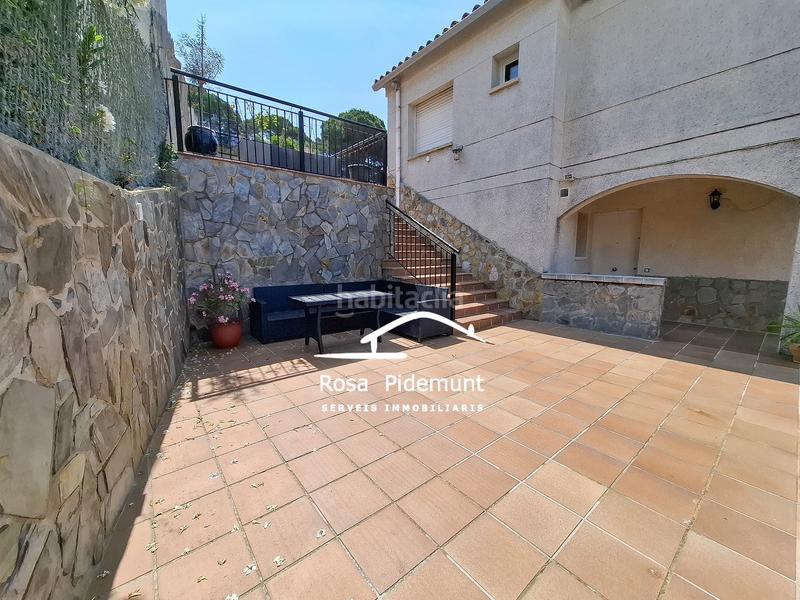 Foto e49b3f6f-20fd-4f51-b653-22db8d68aec4. Casa amb xemeneia calefacció piscina a Aiguaviva Parc Vidreres