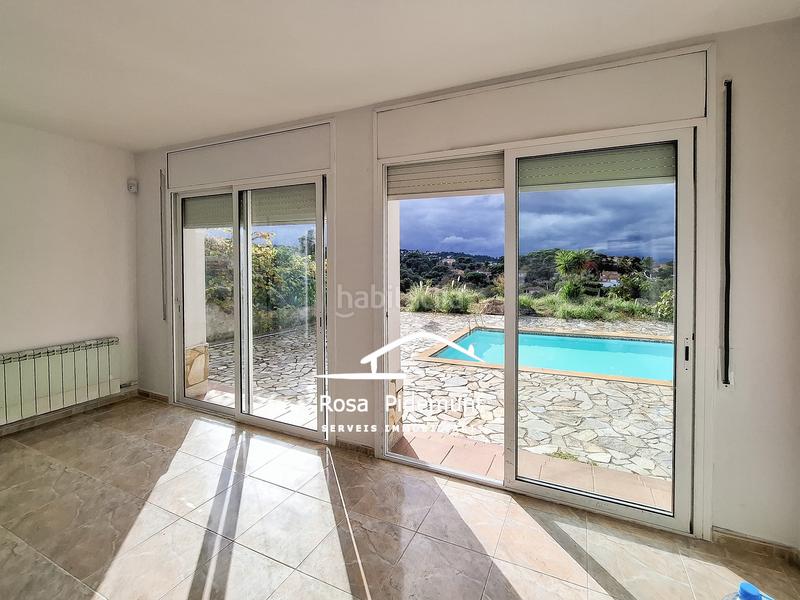 Foto 6fcecd9d-113e-4a42-963f-c8009e7a0226. Casa con camino riscaldamento parcheggio piscina in Lloret de Mar