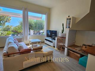 Location Rez-de-chaussée à Teià. Planta baja con jardín y piscina en alquiler de verano