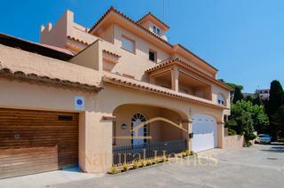 Haus in Sant Vicen Centre. Casa con encanto en venta en sant vicen de montalt