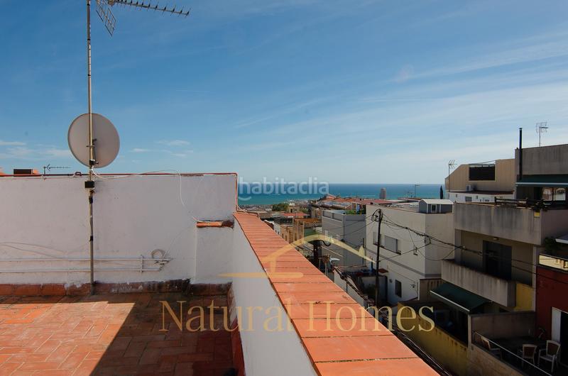 Foto b56964c1-322e-4386-bf4d-b88372f66c8c. Ático  en venta : espacio y vistas al mar en un solo lugar en Mataró