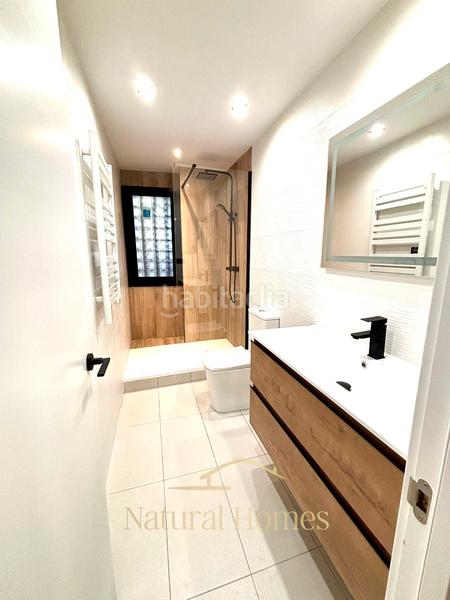 Foto 11cc6e85-afb6-4650-8160-72c9bff6981e. Pis a Sant Antoni Barcelona