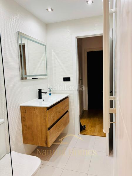 Foto 4195ccbe-2a1a-4edf-a814-64b9fb26668d. Pis a Sant Antoni Barcelona