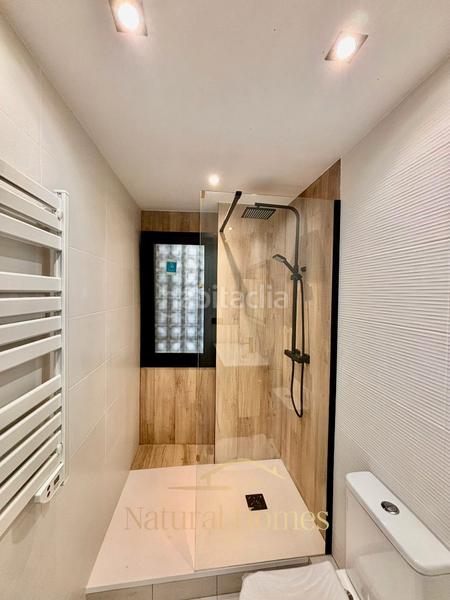 Foto 9a671ac6-5c81-44bc-be2a-30b2f6840534. Pis a Sant Antoni Barcelona