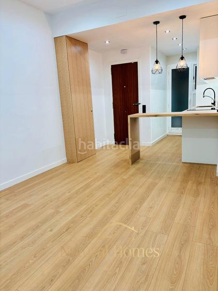 Foto f772d84b-616e-4648-8457-4d64c7e90294. Pis a Sant Antoni Barcelona