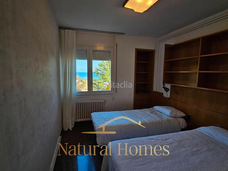 Foto 499e999d-c153-4e3d-a77f-d035c328b1ef. Lloguer dúplex amb xemeneia calefacció aparcament piscina a Sant Vicenç de Montalt