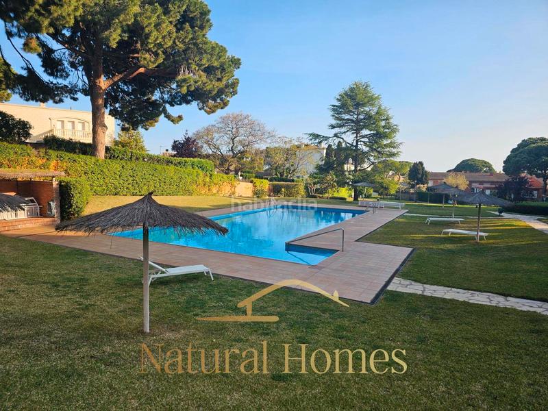 Foto f1ddb373-4f0a-4477-96bd-5674d82f585f. Location duplex avec cheminée chauffage parking piscine dans Sant Vicenç de Montalt