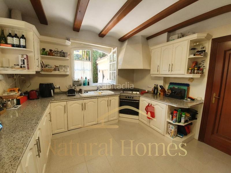 Foto 80ef955f-a0cc-4702-a081-bdbcf3032eb0. Rent chalet with fireplace heating parking pool in Sant Andreu de Llavaneres