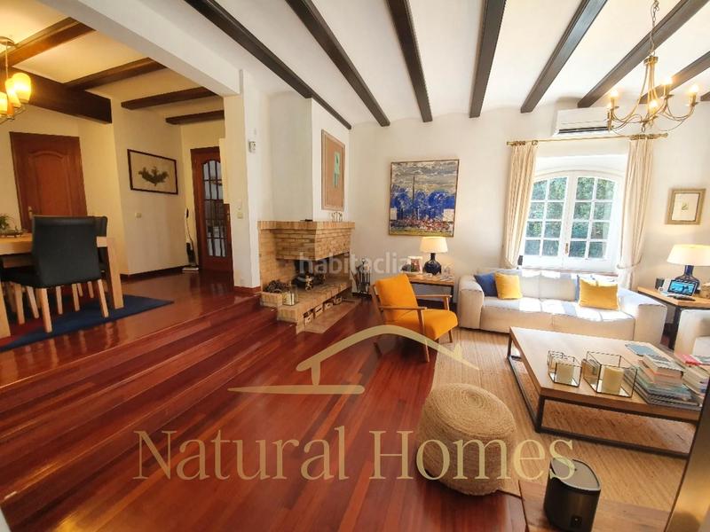 Foto d8a6c923-a3e5-4ef9-849d-b764fbd0e729. Rent chalet with fireplace heating parking pool in Sant Andreu de Llavaneres