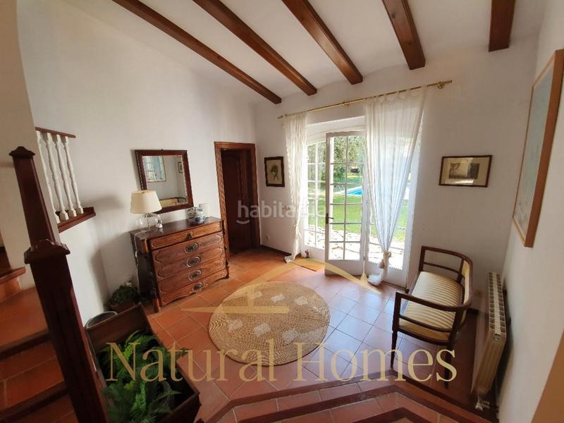 Foto e407823a-2b7f-47ef-96a5-98bae6b39de0. Rent chalet with fireplace heating parking pool in Sant Andreu de Llavaneres