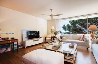 Appartement à Sant Vicenç Platja. Espectacular piso de revista con vistas al mar