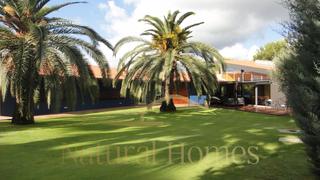 Xalet a Supermaresme. Espectacular chalet independiente con gran jardín en sant vicenç