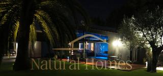 Xalet a Supermaresme. Espectacular chalet independiente con gran jardín en sant vicenç