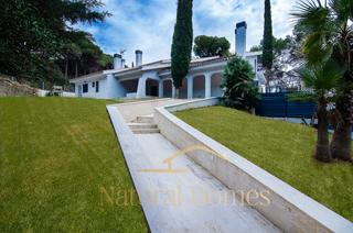 Chalet à Cabrera de Mar. Impresionante casa en venta en cabrera de mar