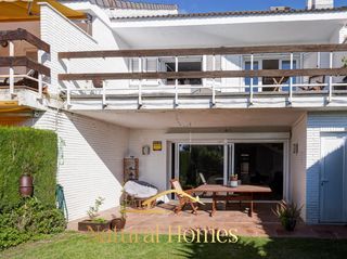 Casa adossada a Can Sans. Casa en venta en sant andreu de llavaneres