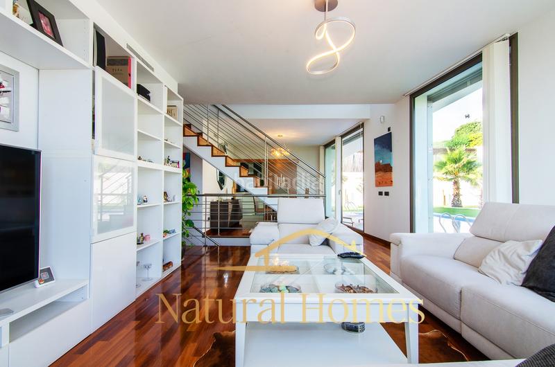 Foto 7f3b9959-e645-40fd-b582-f59c0821c43e. Xalet amb calefacció aparcament piscina a Urbanitzacions Arenys de Mar