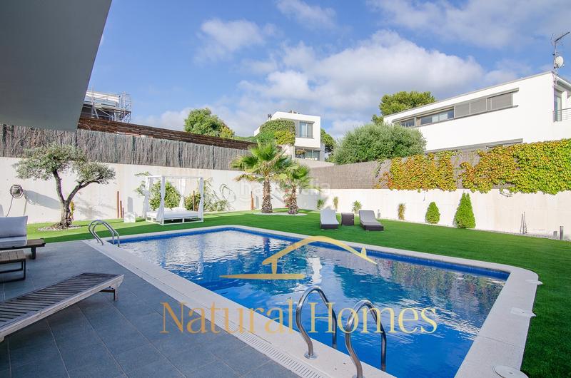 Foto cb8c21f1-c56e-4ff6-b813-d3ad0841e1ab. Xalet amb calefacció aparcament piscina a Urbanitzacions Arenys de Mar