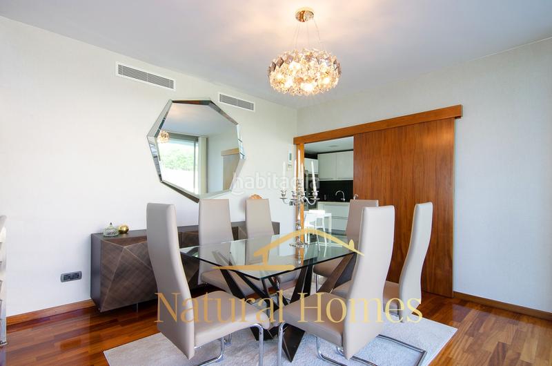 Foto edde1729-22c0-44d4-8c46-2695b7435972. Xalet amb calefacció aparcament piscina a Urbanitzacions Arenys de Mar