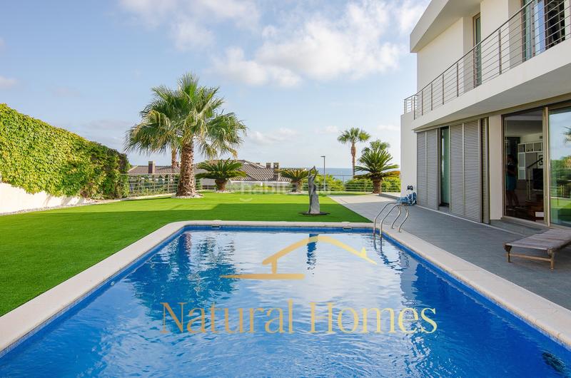 Foto f858ec9d-63e4-4fd4-b0c2-e636f53e054e. Xalet amb calefacció aparcament piscina a Urbanitzacions Arenys de Mar