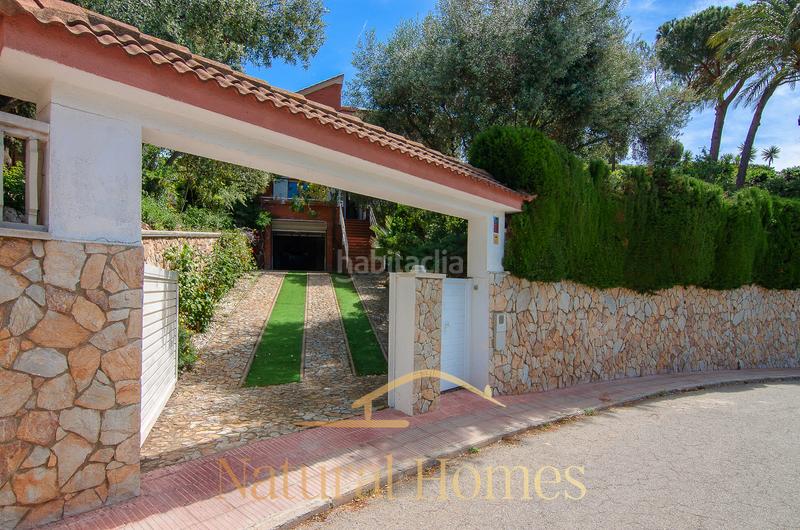 Foto 2d55793f-4304-44e8-ab8d-c27c21834ece. Chalet avec cheminée parking piscine dans Arenys de Munt